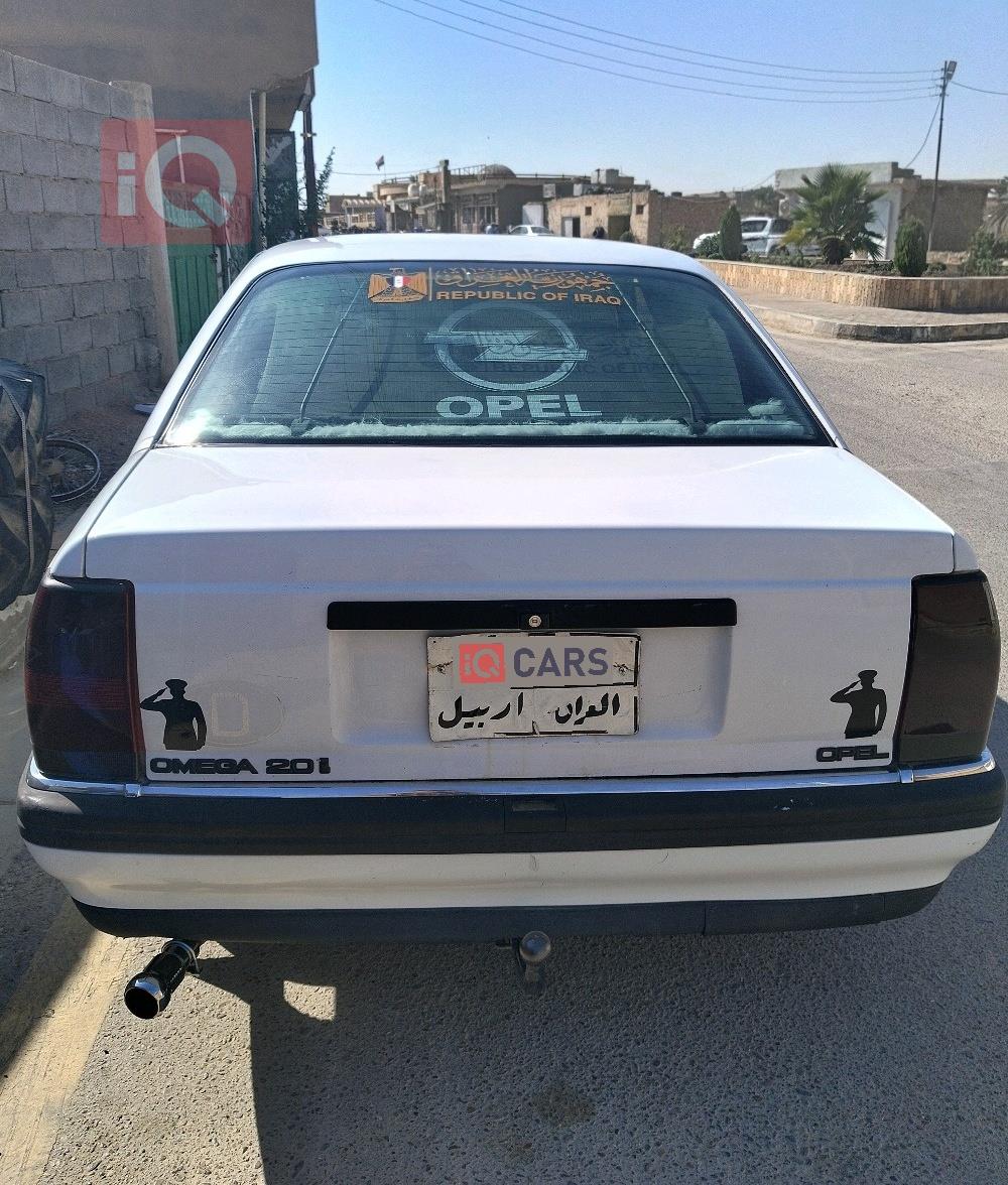 اوبل أوميغا